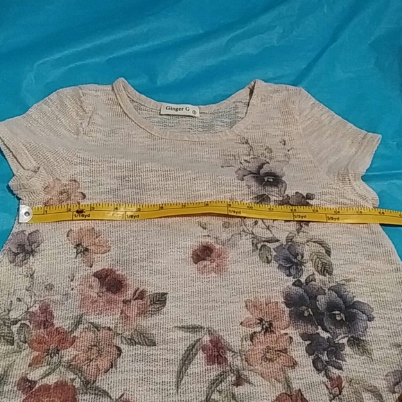 3 for $25 GINGER G  🌹 Blouse 👚 - Picture 6 of 8